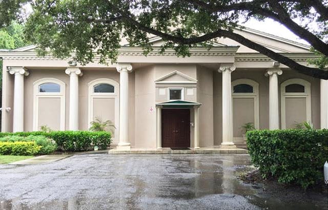 Exterior building of Dr. Halpern's practice